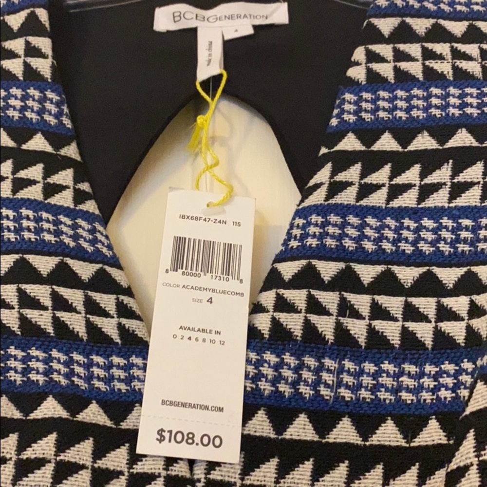 BCBGeneration gorgeous patterned mini dress - Picture 3 of 4
